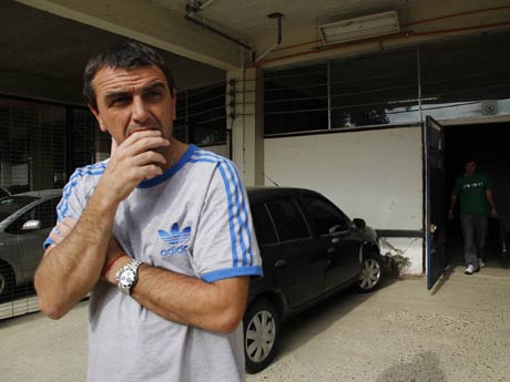 El técnico Diego Osella le dice adiós a Everton