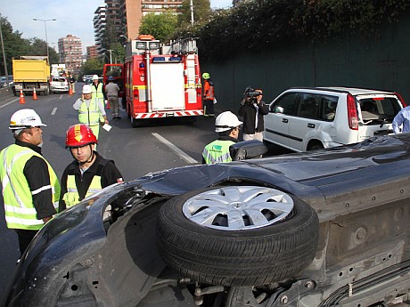 Una mujer resultó lesionada en un accidente en la Avenida Kennedy