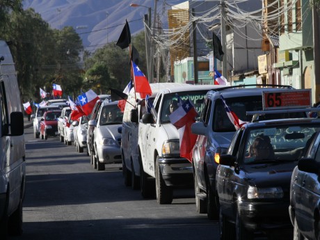 Masiva caravana de autos se realiz en Calama