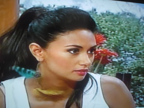 Pamela Díaz explicó el cachetazo que le pegó a un opinólogo: Me bajó la pobla Pamela Díaz explicó el cachetazo que le pegó a un opinólogo: Me bajó la pobla