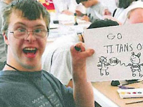 EE.UU.: usaron como meme la foto de un joven con síndrome de Down y la familia demandó a los responsables EE.UU.: usaron como meme la foto de un joven con síndrome de Down y la familia demandó a los responsables
