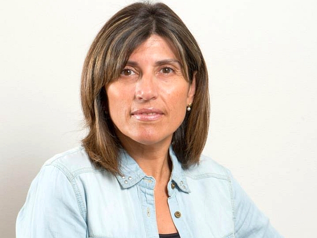 La ex directora regional de Sernam en La Araucanía, Verónica Garrido asumirá este lunes como nueva directora regional del Servicio Nacional de Capacitación ... - file_20130802165130