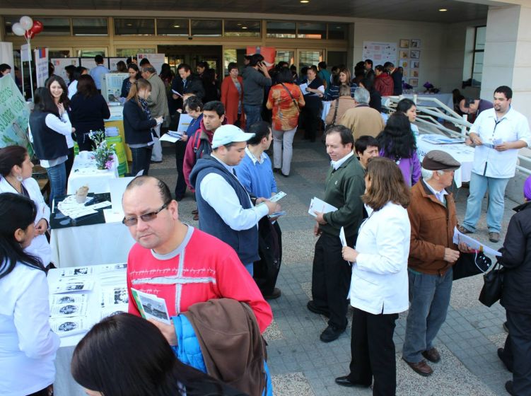 Los usuarios del Hospital Regional participaron en la Feria de la Salud