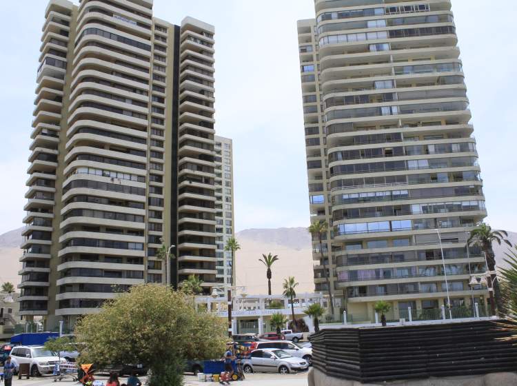 Una joven de 18 años fue encontrada sin vida al interior del condominio Las Antillas en Iquique