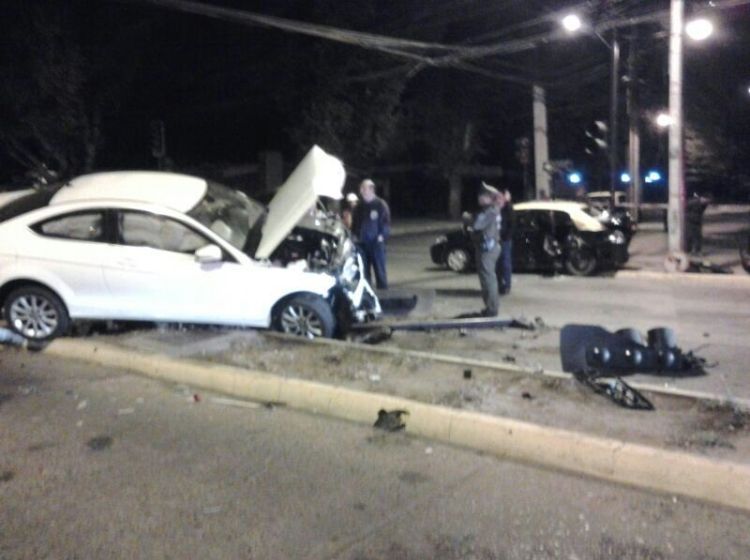 Abogada del conductor ebrio que chocó a los novios: "No se pueden tomar la justicia por las propias manos"