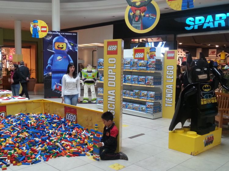 Atención fanáticos del Lego: La Aventura ya se en el Mall Plaza del Trébol