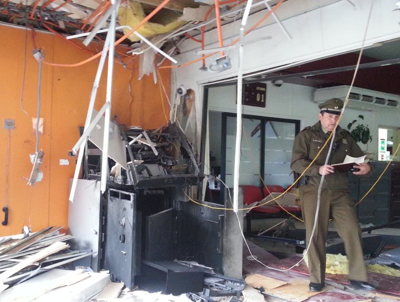 Ladrones robaron cajero automático con bombazo en el sector Collao de Concepción