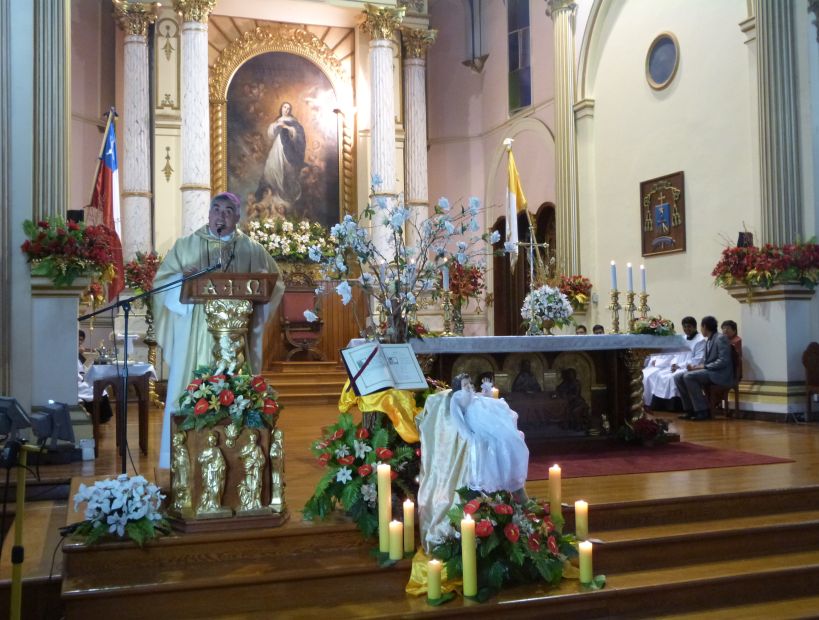 Más De 500 Personas Celebraron La Misa Del Gallo En La Catedral De 