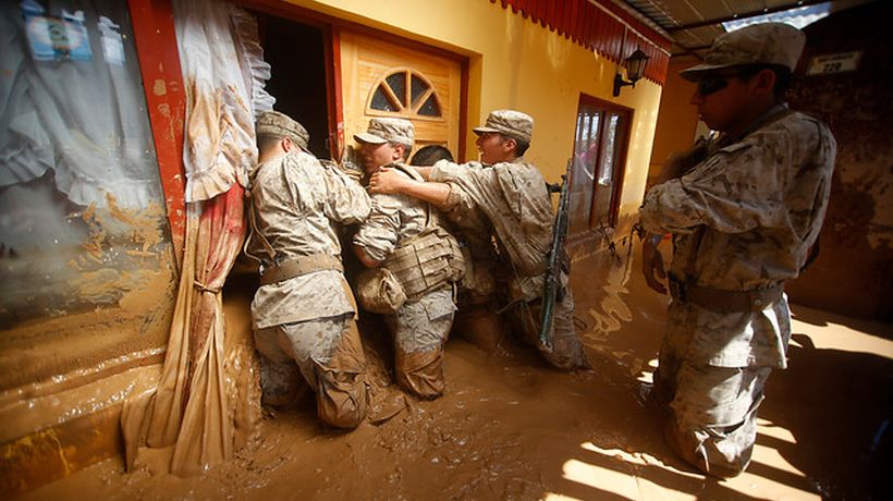 Más de 6 mil efectivos de las Fuerzas armadas trabajan en la emergencia ...