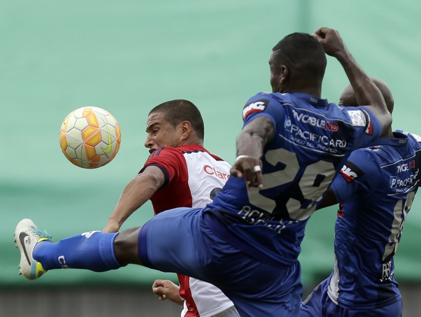 La U perdió 2-0 con Emelec en su último partido por Libertadores