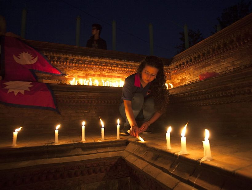 Los muertos por el terremoto en Nepal subieron a 6.250: dos mil ...