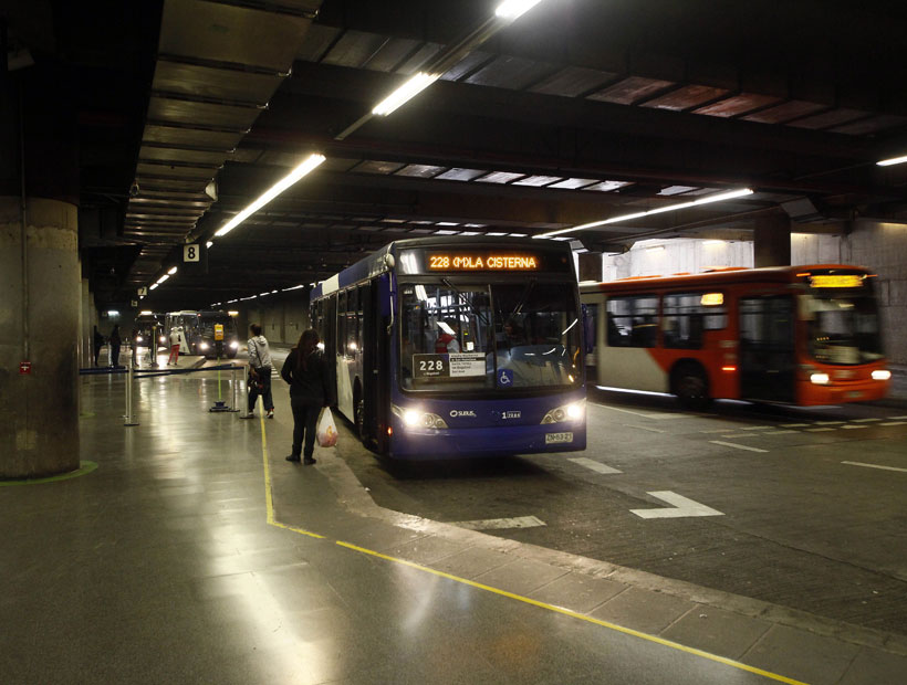 Extienden horario de funcionamiento en estación Intermodal La Cisterna para seguridad de los pasajeros