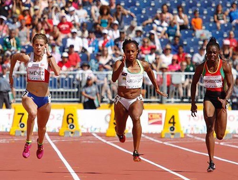 Isidora Jiménez Logró Nuevo Récord Clasificó Al Mundial Y A Los Jjoo En 200 Metros Soychilecl 4405