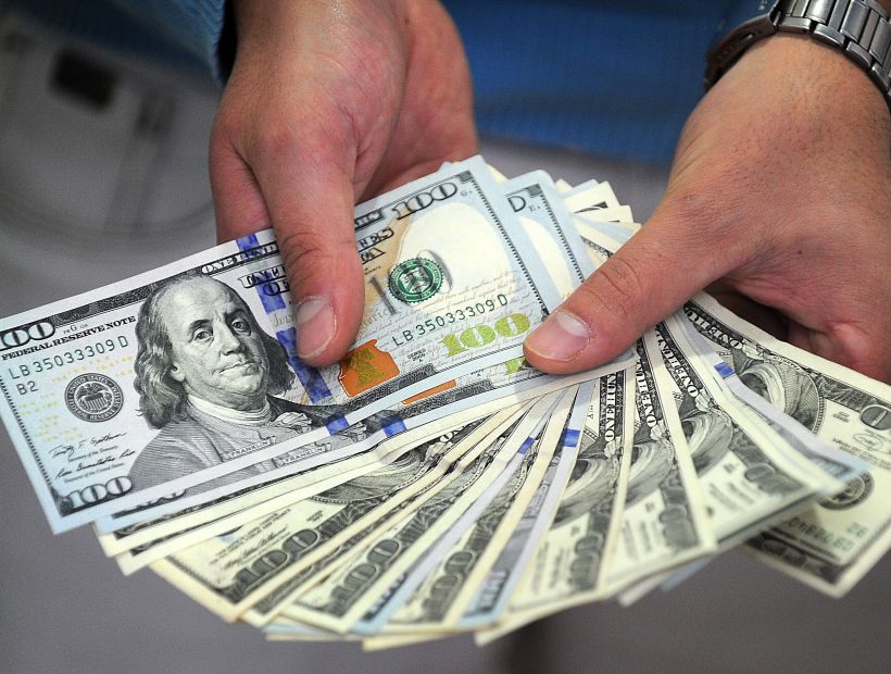 El dólar se transa en $ 659 en su apertura y sube $ 2,5 respecto del cierre del jueves