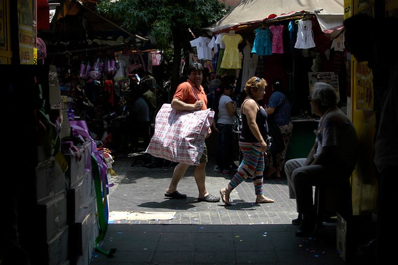 Uno de cada cuatro chilenos gana menos que el sueldo mínimo