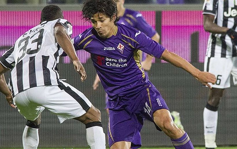 Fernández quiere seguir en Fiorentina, pero ya lo contactaron de Alemania y México