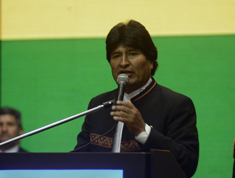 Evo Morales dijo que Bachelet prepara a Chile ante posible resultado adverso en La Haya