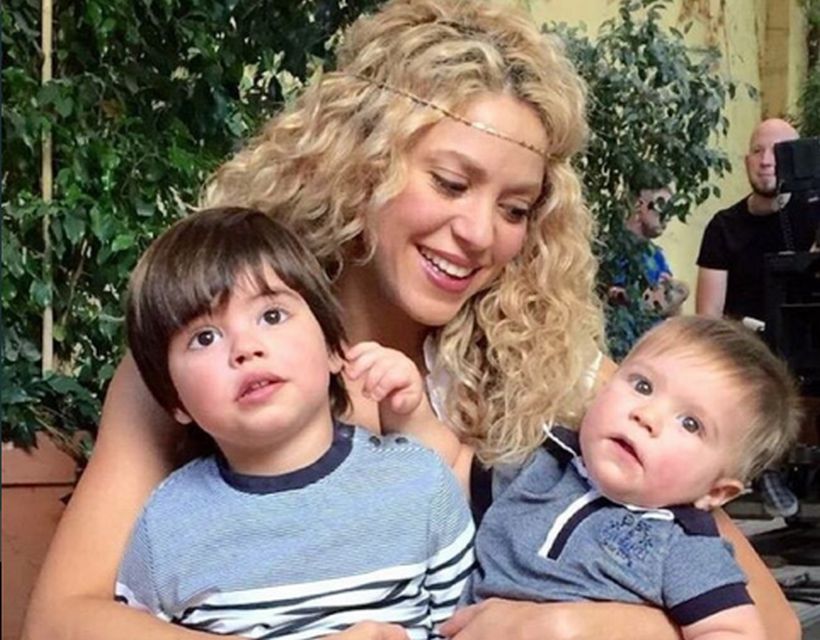 Video: Shakira ayuda a su hijo a aprender sobre Chile y otros países de Sudamérica