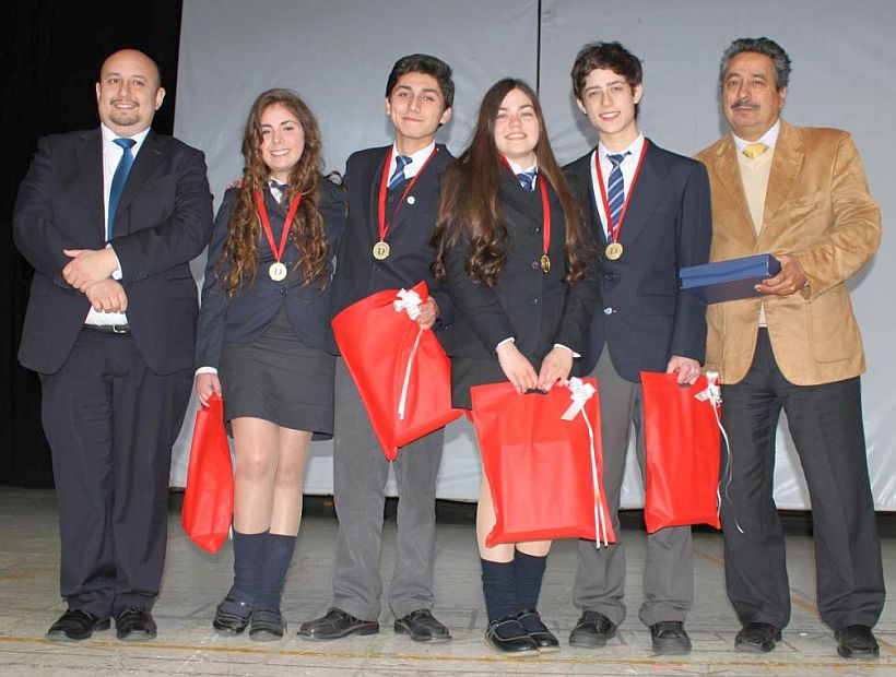 Colegio Santa Cruz de Temuco se impuso en final regional del