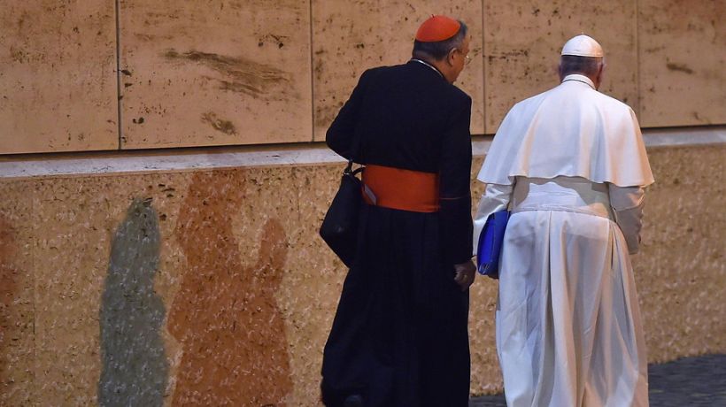 El Vaticano ordenó la detención de sacerdote acusado de filtrar información financiera