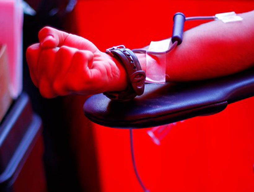 EE.UU. retiró la restricción que pesaba sobre los homosexuales para donar sangre