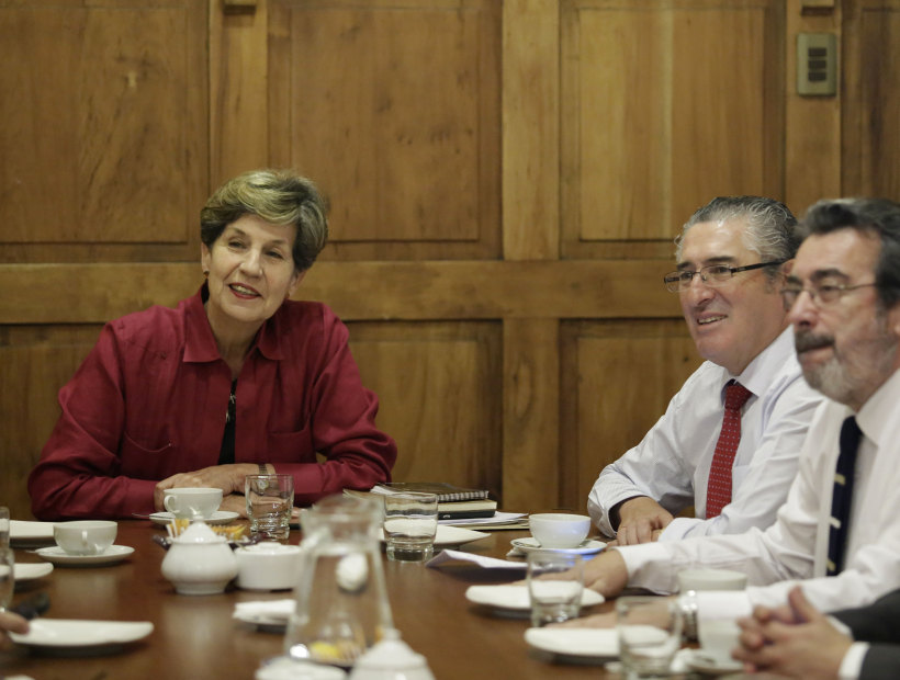 Senadora Allende dijo que el pacto PS-DC para las municipales está 