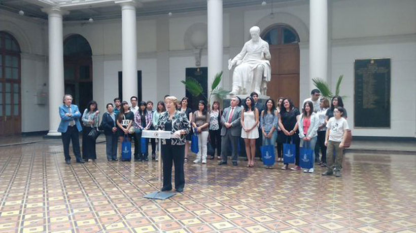 Bachelet destacó el alto ingreso de mujeres a la gratuidad