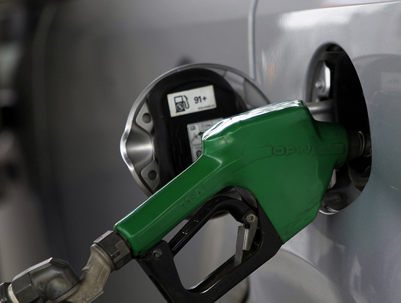 El precio de bencinas registrará una leve alza a partir de mañana