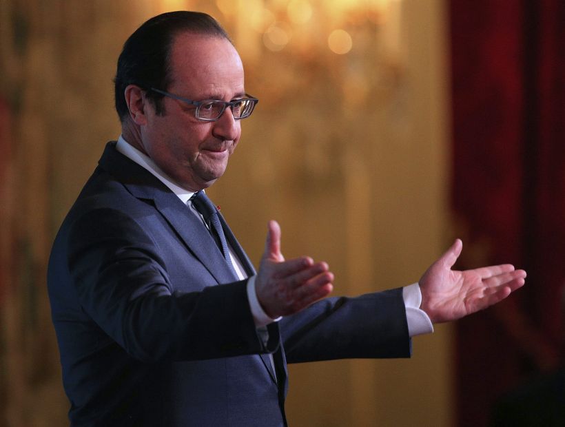 Presidente francés perdió la popularidad que ganó tras atentados de noviembre
