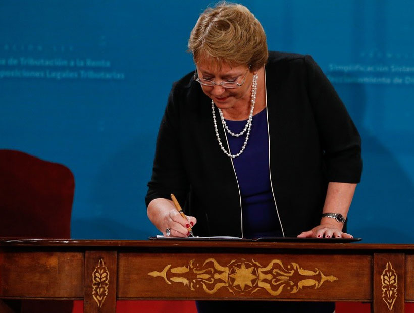 Cadem: Desaprobación a Bachelet aumentó 44 puntos desde el inicio de su mandato