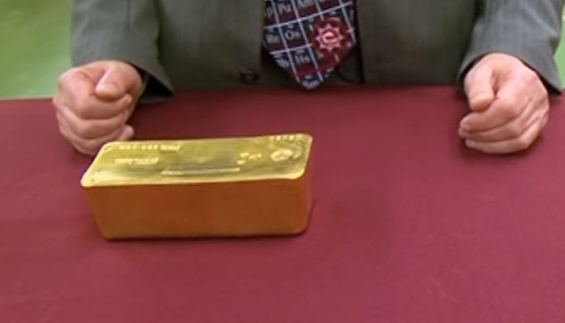 La increible historia de la joven alemana que encontró un lingote de medio kilo de oro