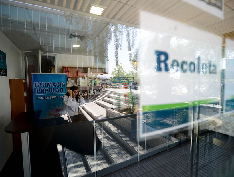Alcalde de Recoleta denunció boicot de laboratorios a farmacias comunales