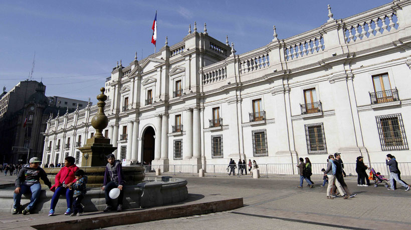Bachelet designó al nuevo administrador de La Moneda tras la salida de Riquelme