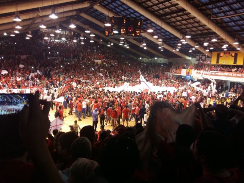 Cerca de 4 mil personas repletaron el coliseo (@MindepLosRios).