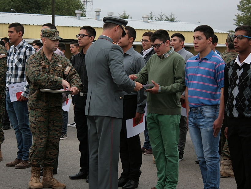 Soldados Estudiantes Finalizaron Su Servicio Militar En Regimiento Sangra