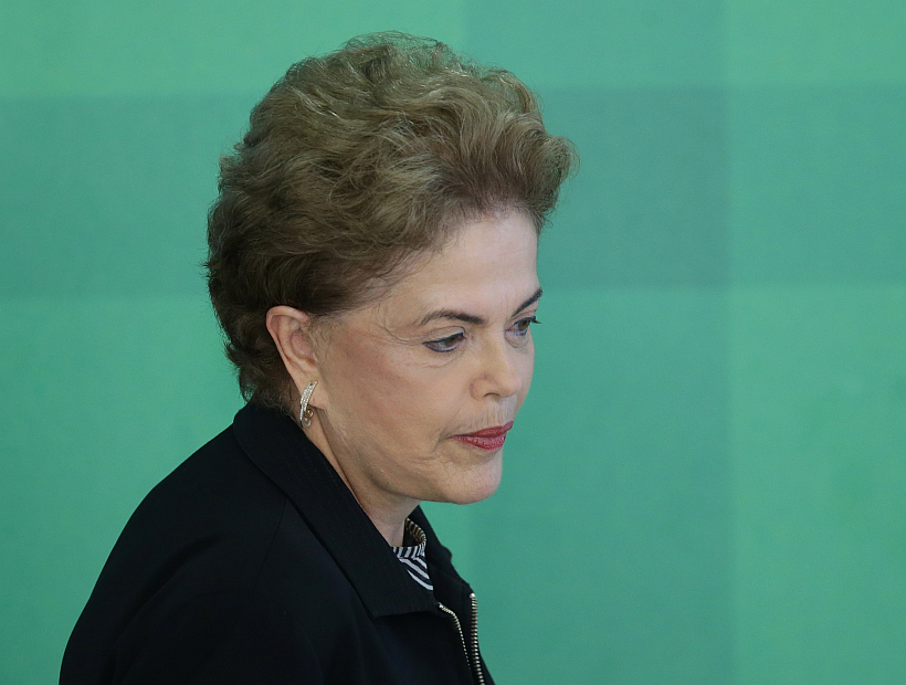Partido aliado de Dilma Rousseff amenazó con dejar el gobierno en medio de la crisis política