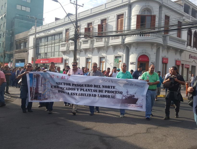 Trabajadores Pesqueros Se Movilizan En Iquique Exigiendo Ser Escuchados 