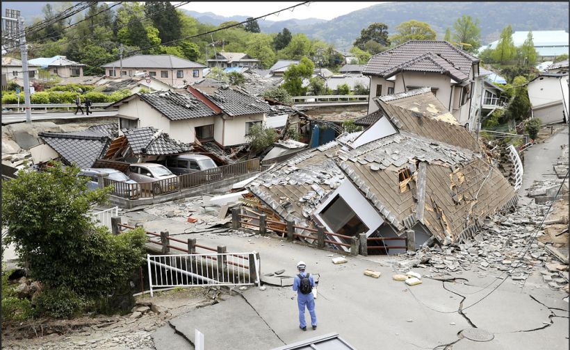 Galería: terremotos en Japón dejan al menos 30 muertos y miles de heridos