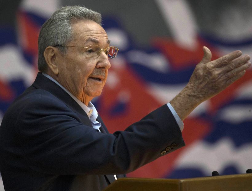 Raúl Castro dijo que nuevas empresas no suponen 