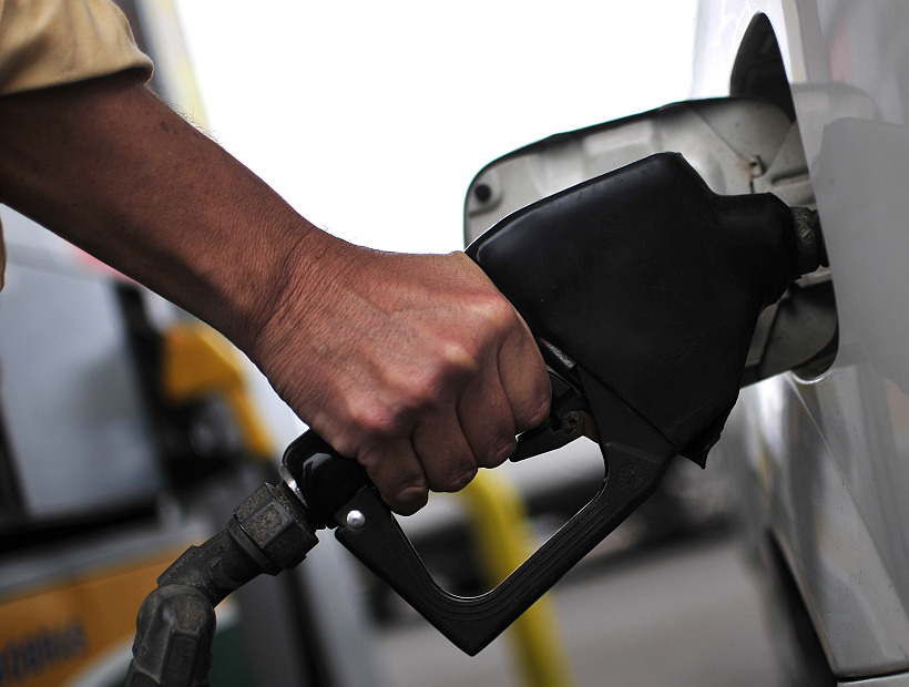 Las bencinas subirán hasta $4,9 y completarán su séptima semana de alzas
