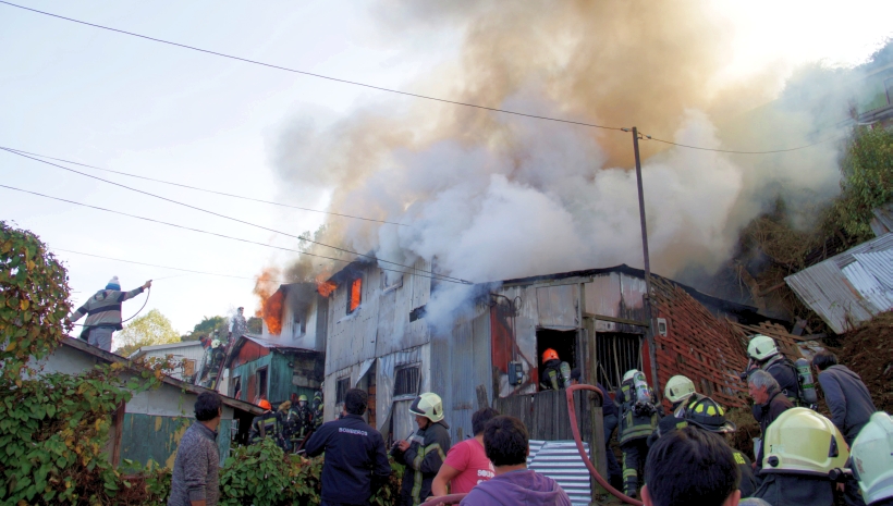 Incendio En Puerto Montt Deja Dos Víctimas Fatales