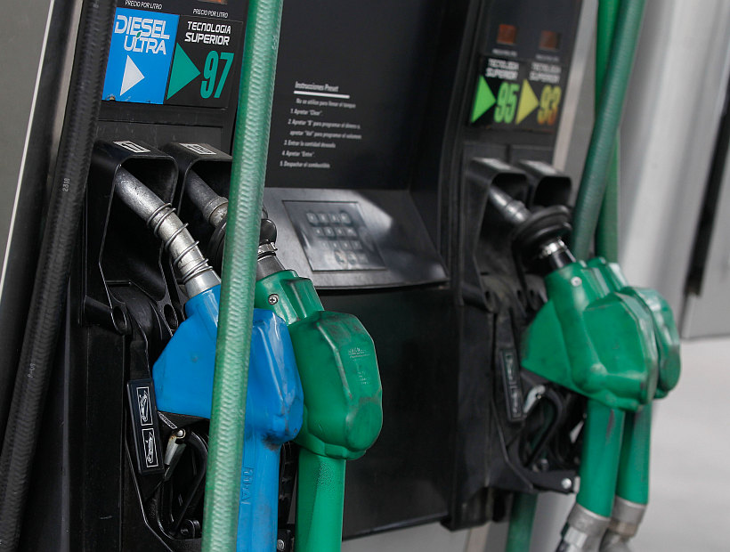 Las bencinas subirán hasta $5,5 y completarán su novena semana de alzas