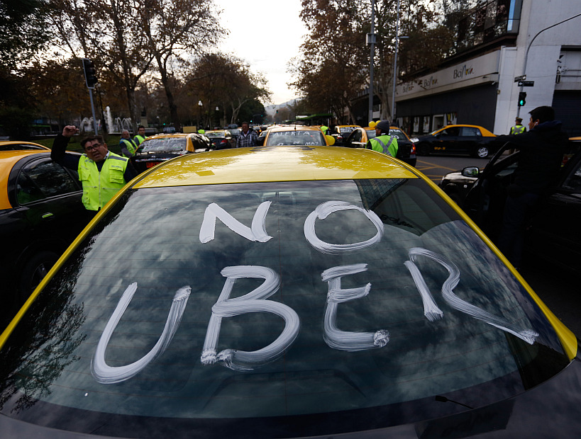Corte de Apelaciones declaró admisible recurso de taxistas contra Uber