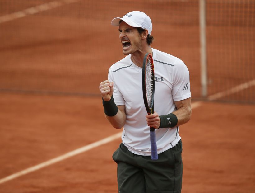 Andy Murray derrotó a John Isner y se metió en cuartos de Roland Garros