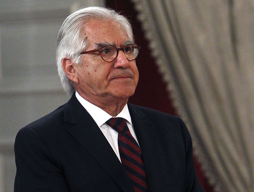 El ministro Mario Fernández encabezó su primer comité político en La Moneda