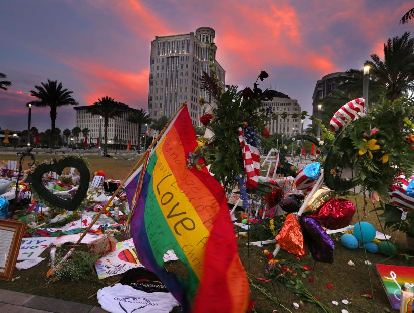 Grupo anti gay protestó en funeral de víctima de masacre de Orlando