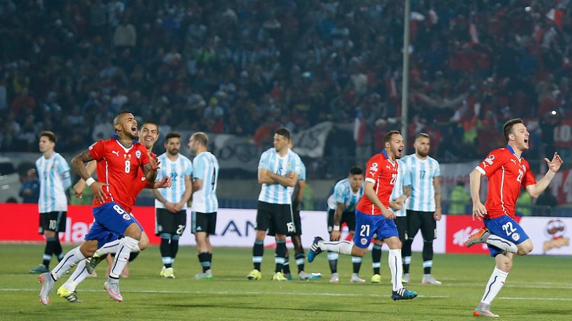 Partido entre Chile y Argentina tendrá posibilidad de alargue y cuarto cambio en tiempo extra