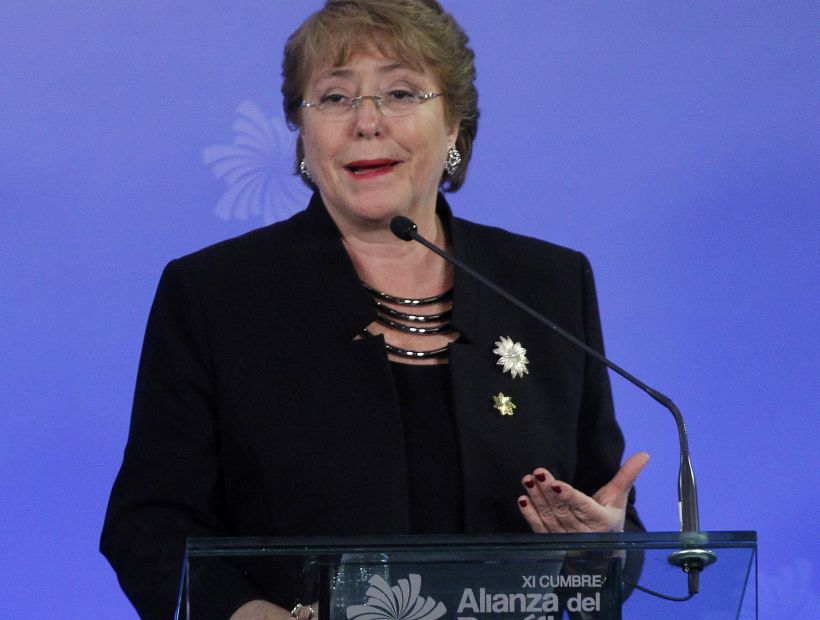 Bachelet y las bajas en las encuestas: 
