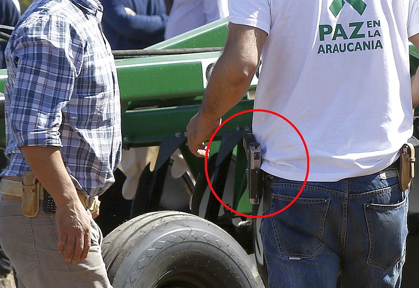 Presidente de Paz en La Araucanía será sobreseído por portar un arma en acto por la paz Presidente de Paz en La Araucanía será sobreseído por portar un arma en acto por la paz