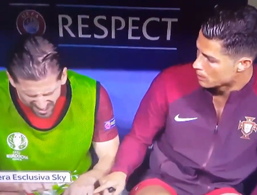 Final de la Euro: el gracioso momento tras el golpe de Cristiano Ronaldo a un compañero